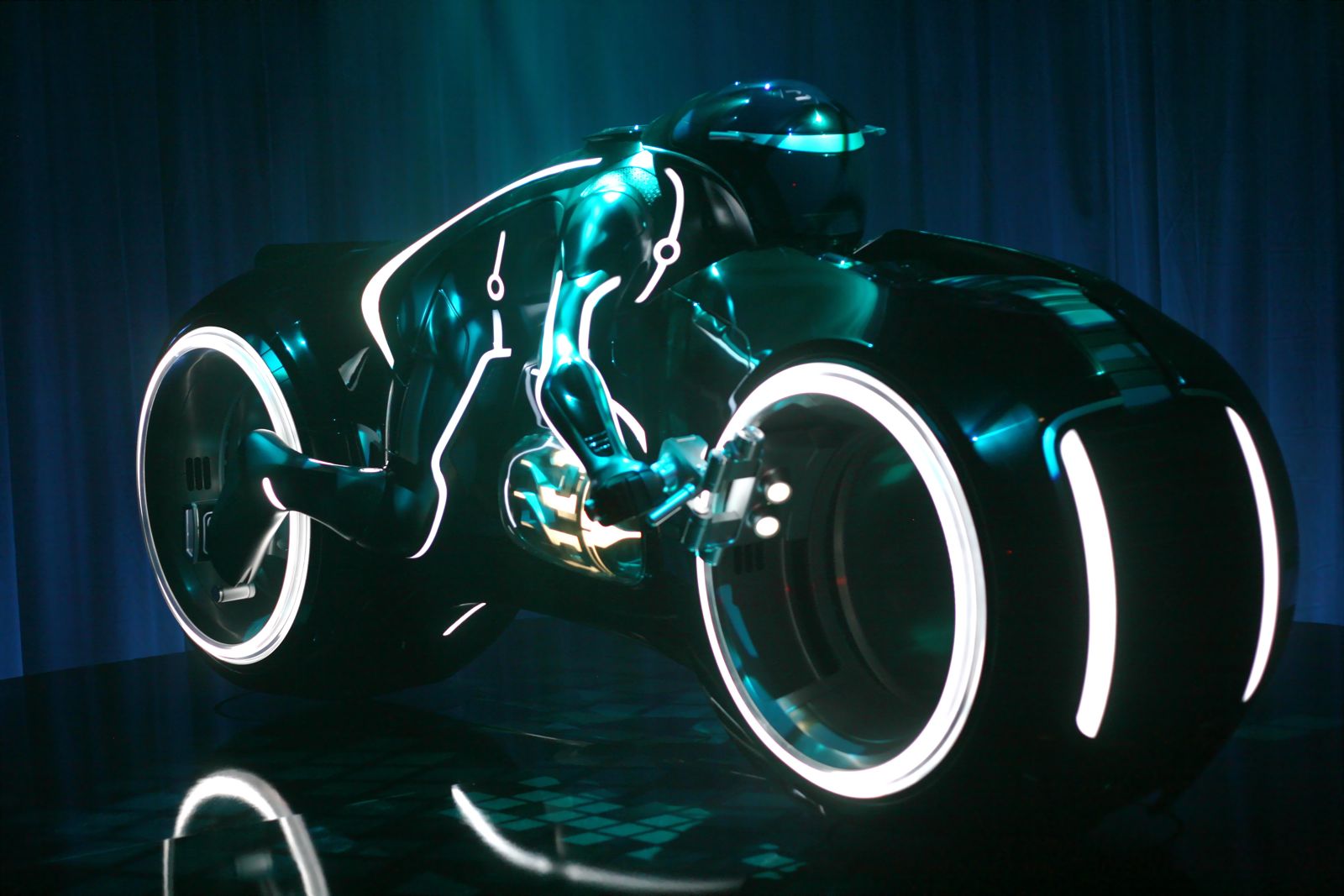 luton tron light bike luton tron light bike