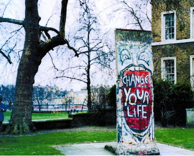 Berlin Wall Indiano Art Presentation Biographie