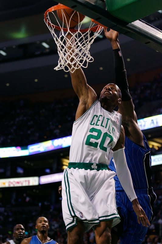 jam over Dwight Howard, chris paul dunks over dwight howard. jam over Dwight Howard,