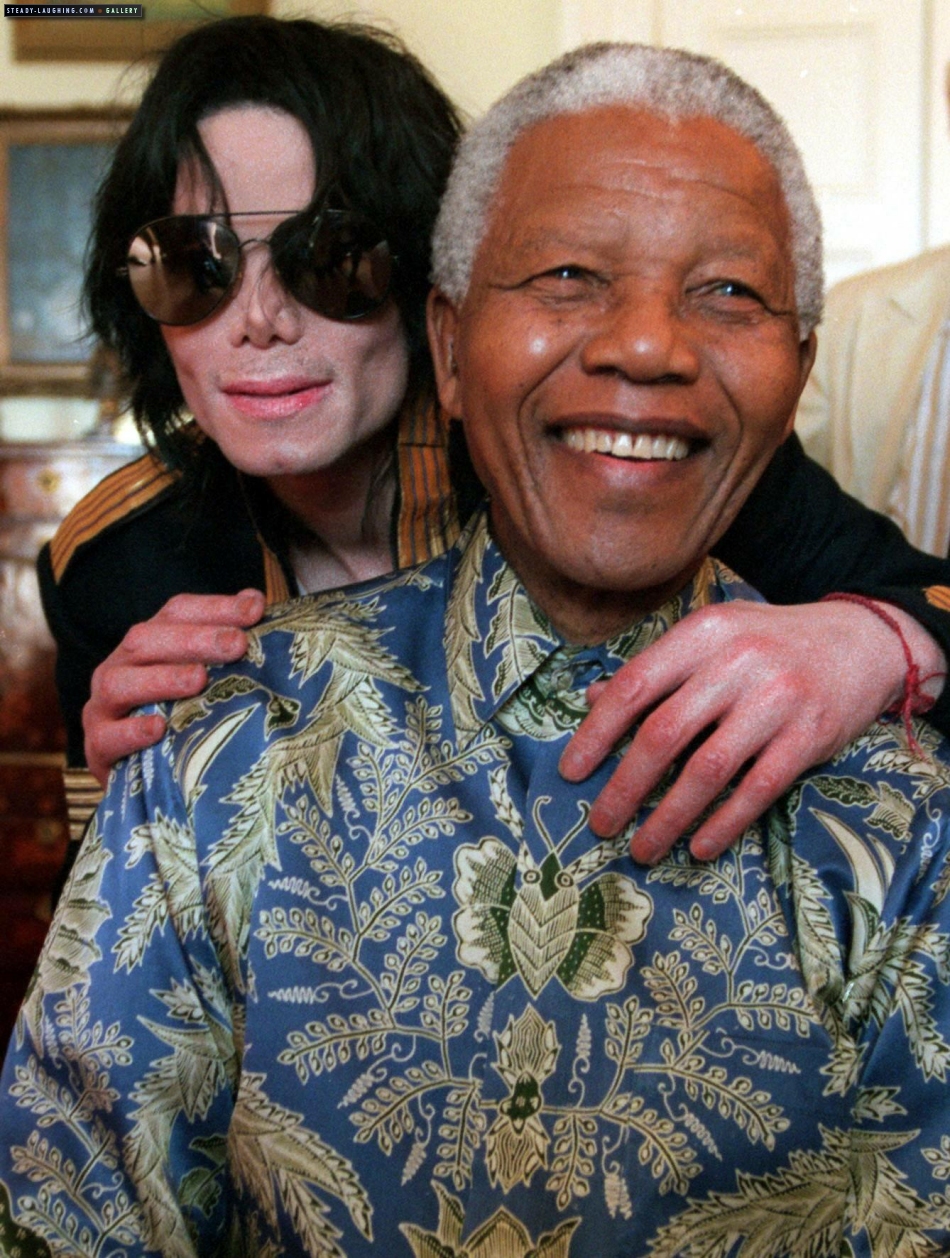 michael-visits-nelson-mandela-in-cape-town-south-africa%2528126%2529-m-2.jpg