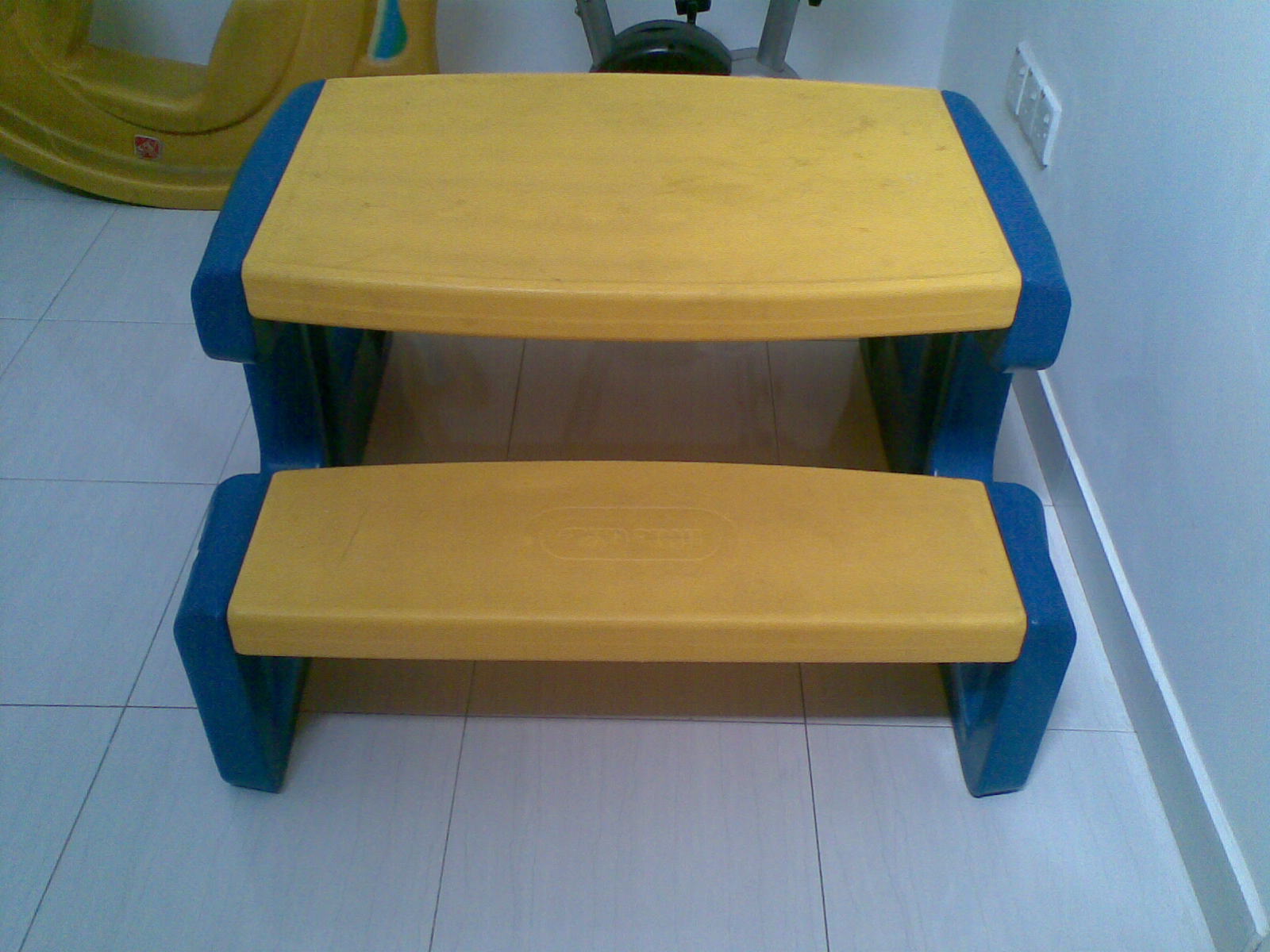 Mybundletoys Little Tikes Picnic Table
