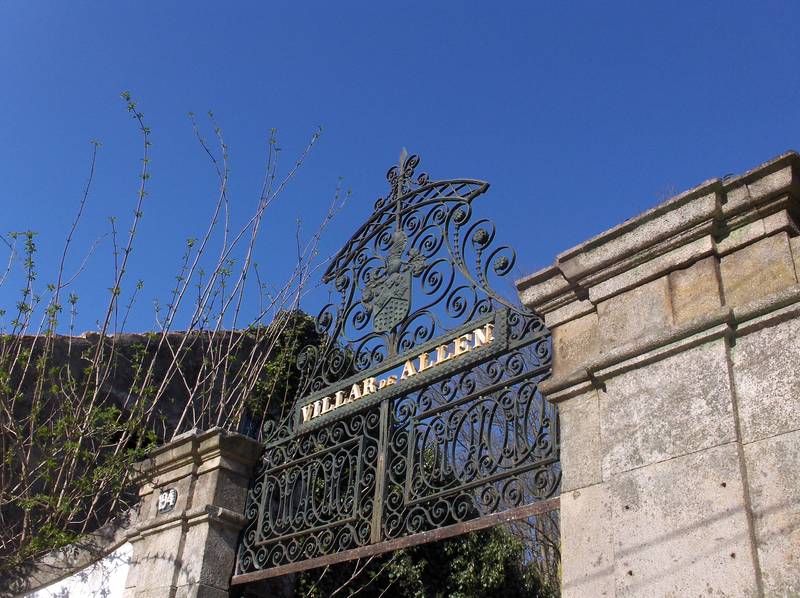 [HPIM8885+(Medium).JPG]