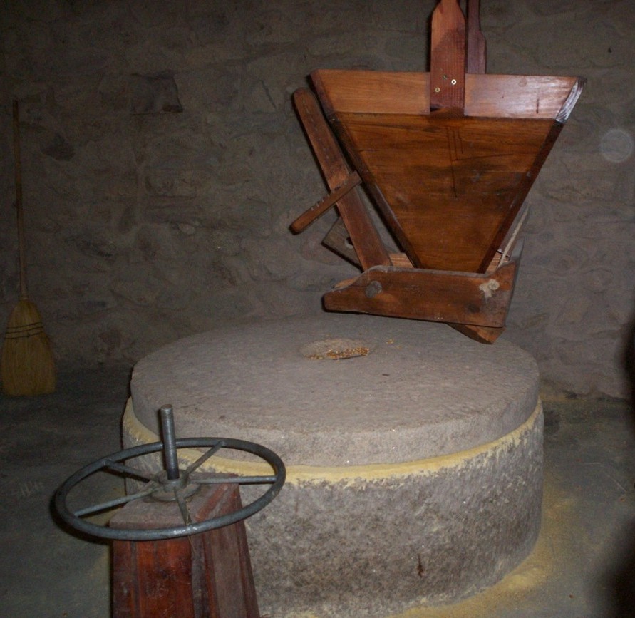 [100_0954Cruz+Martinez.JPG]