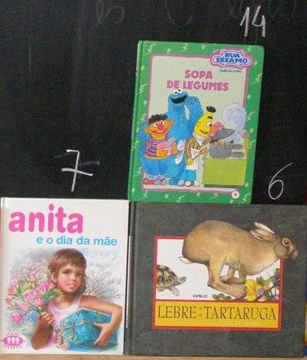 [livros2.JPG]