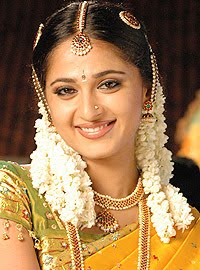 Anushka Homely Images