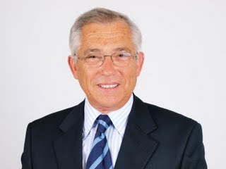 [D1000020.JPG]