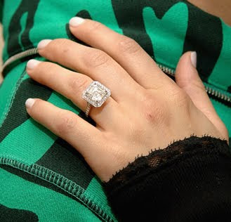 Ashlee Simpson's Diamond Wedding Rings4