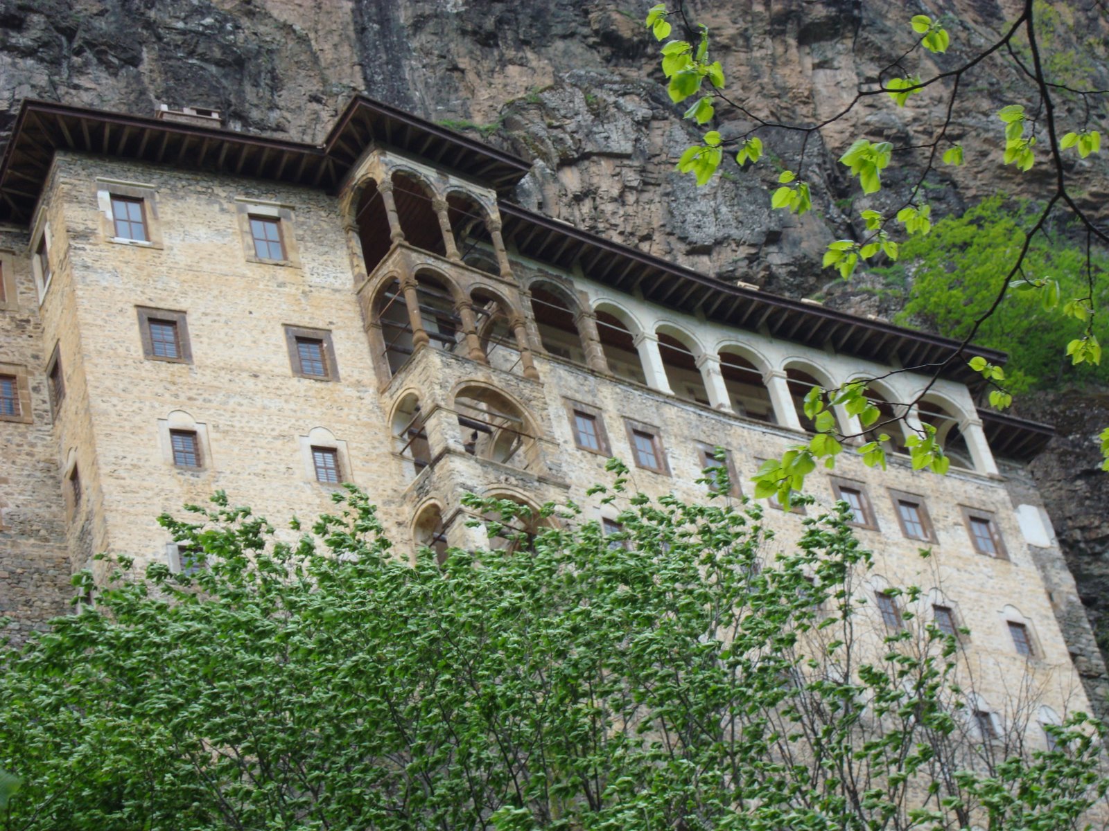 zoraki ev hanımı: June 2010