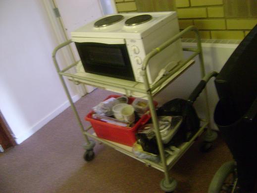 [On+the+trolley.JPG]