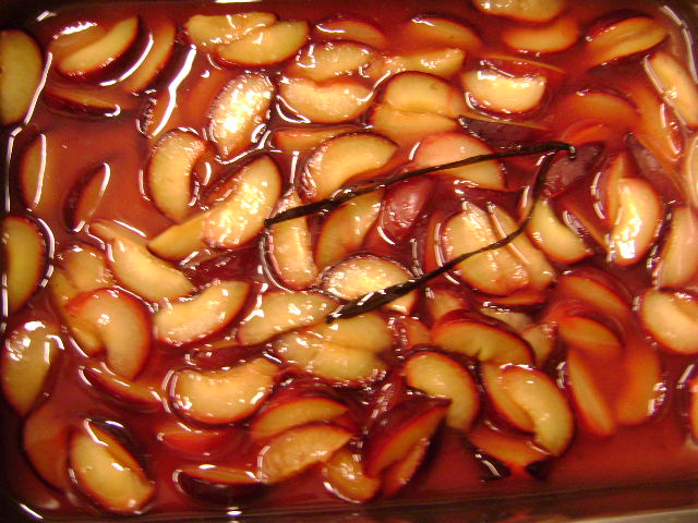 [Vanilla+poached+plums.JPG]