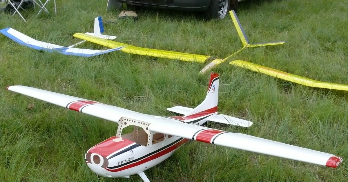 B.E.R.G. New Tug for Aero towing big RC Gliders