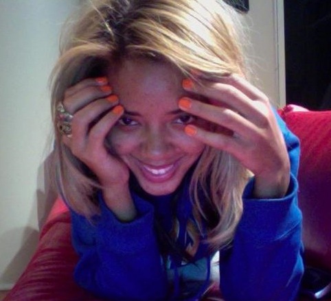 angela simmons blonde hair. Angela Simmons Embraces Her Blonde Ambitions!