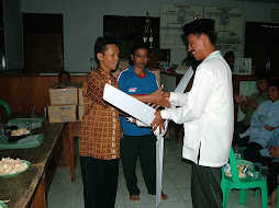 KARANG TARUNA SURALAYA SUMBANG KIPAS ANGIN PADA MASJID DAN MUSHOLAH SE KELURAHAN SURALAYA