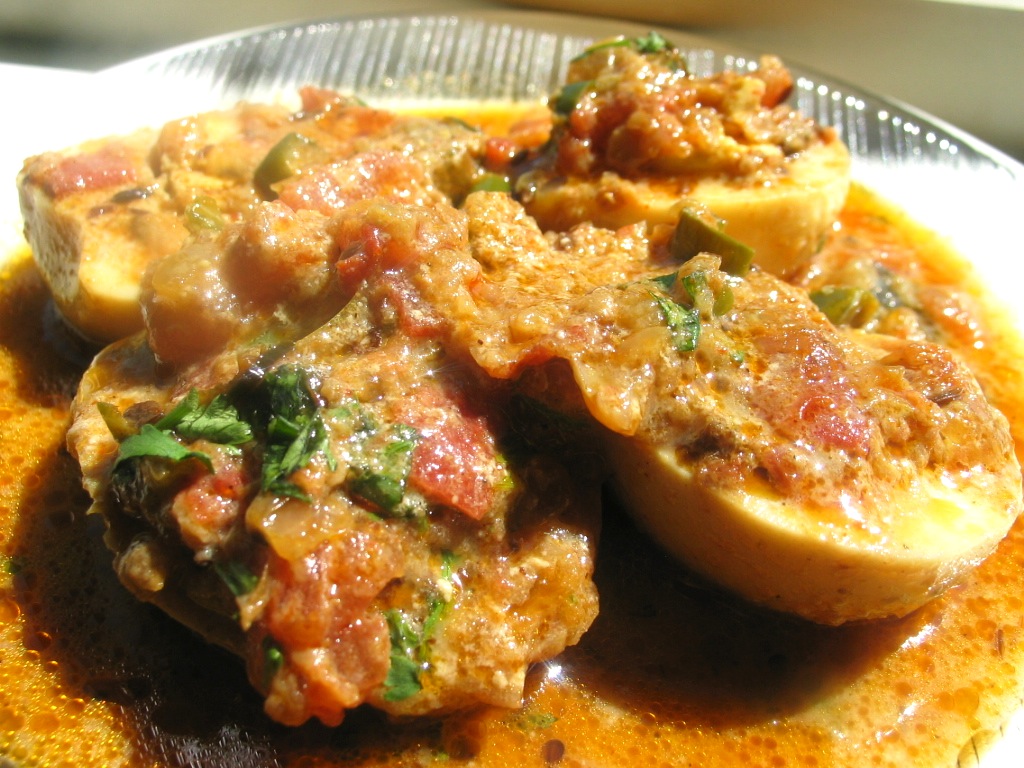 Nisha's Kitchen Egg in coconut milk gravy