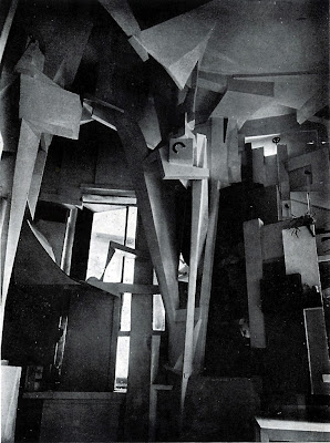 Kurt Schwitters. Merz House / Merzbau