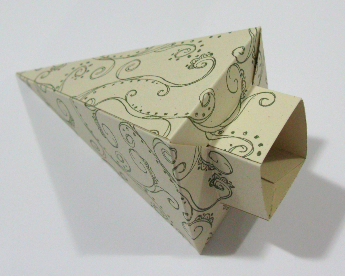 Danielle Daws Christmas Tree Box Tutorial