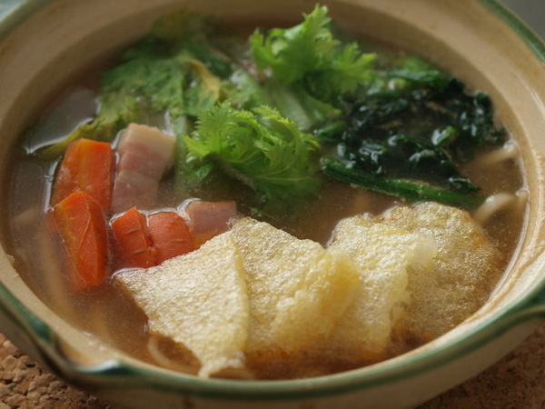 Camera Passport 体ぽかぽか すりおろしレンコン入り 味噌煮込みうどん 簡単レシピ