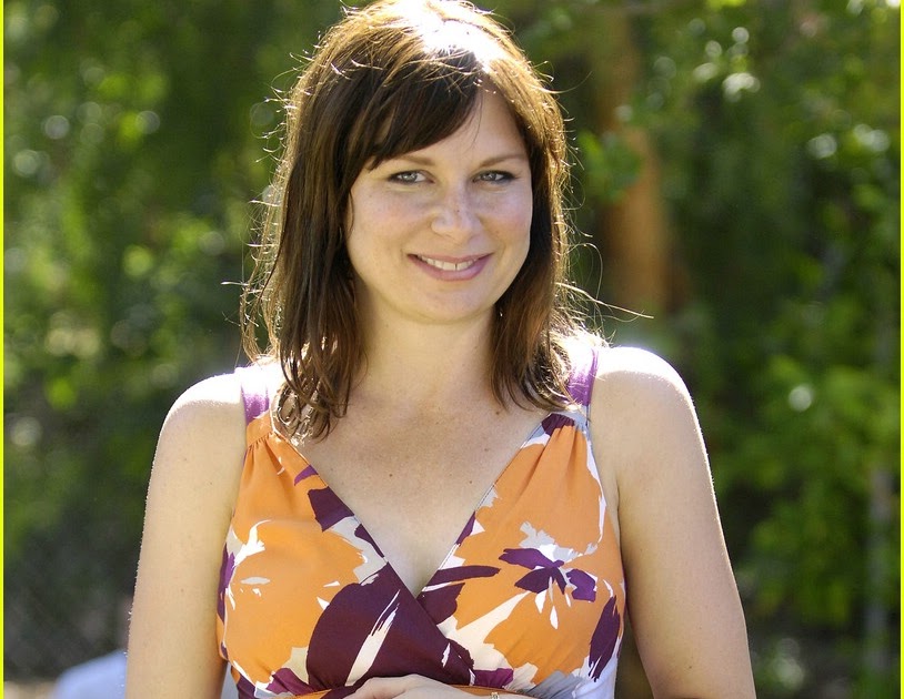 Wallpapers: Mary Lynn Rajskub Wallpaper