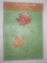 Bloco com folhas secas