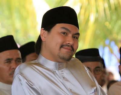 tunku ali redhauddin