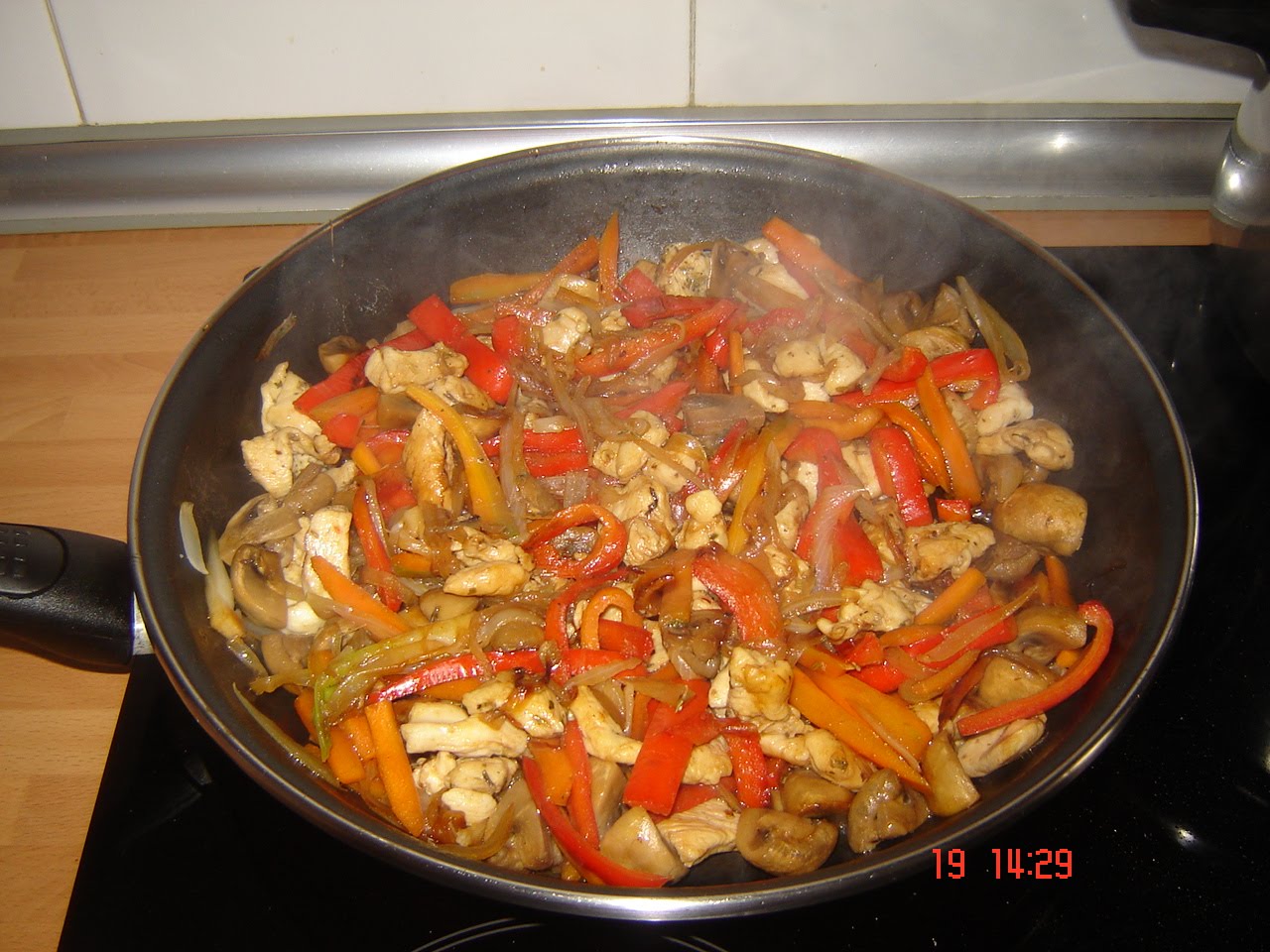 [Salteado++de+verduras+con+pollo.JPG]