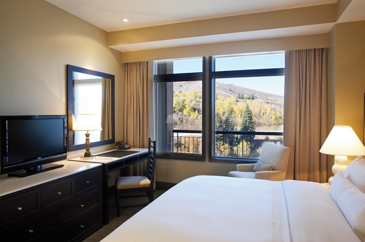Beaver Creek The Westin Riverfront bedroom