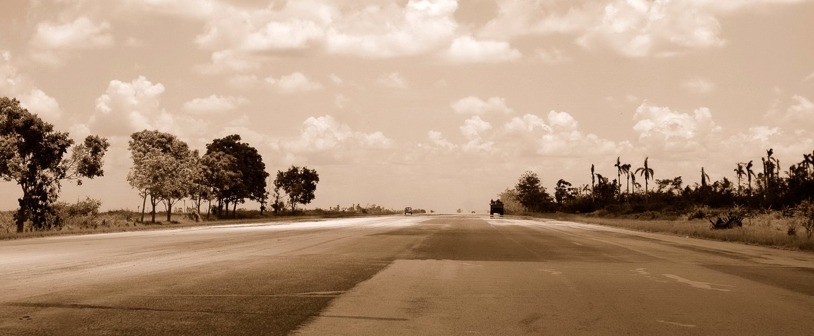 [Autoroute+Cuba..jpg]