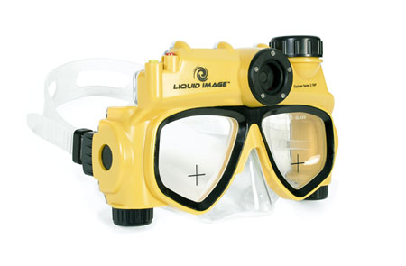 Underwater digital camera mask with 5 mega pixel digital camera