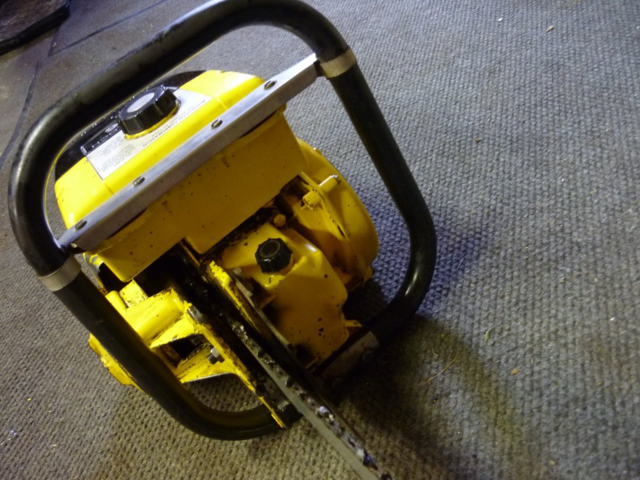 VINTAGE CHAINSAW COLLECTION MCCULLOCH 176.