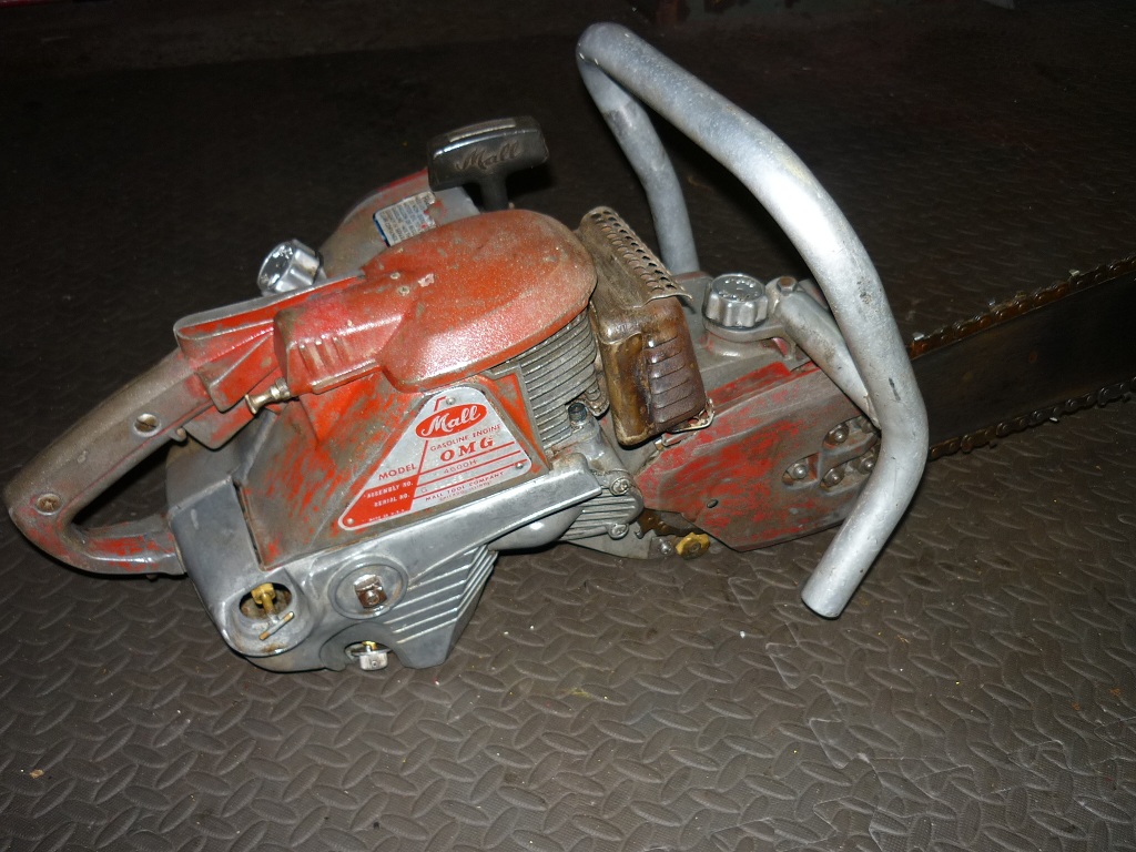 VINTAGE CHAINSAW COLLECTION MALL O MG