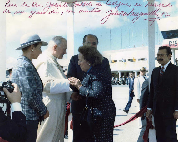 Con el Papa Juan Pablo II en Montevideo