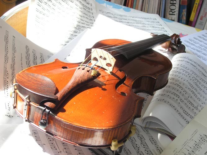 Parce qu'on s'aime bien quand même!! c'est le plus beau violon du