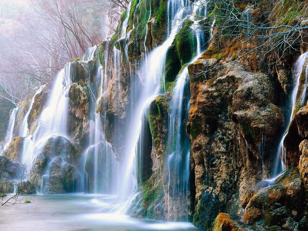 Abrir el horizonte: Cascadas Abrir el horizonte: Cascadas