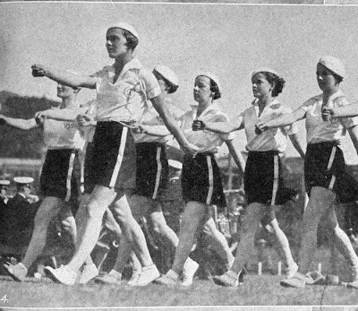 The Marching Girls - 1 The Marching Girls - 1