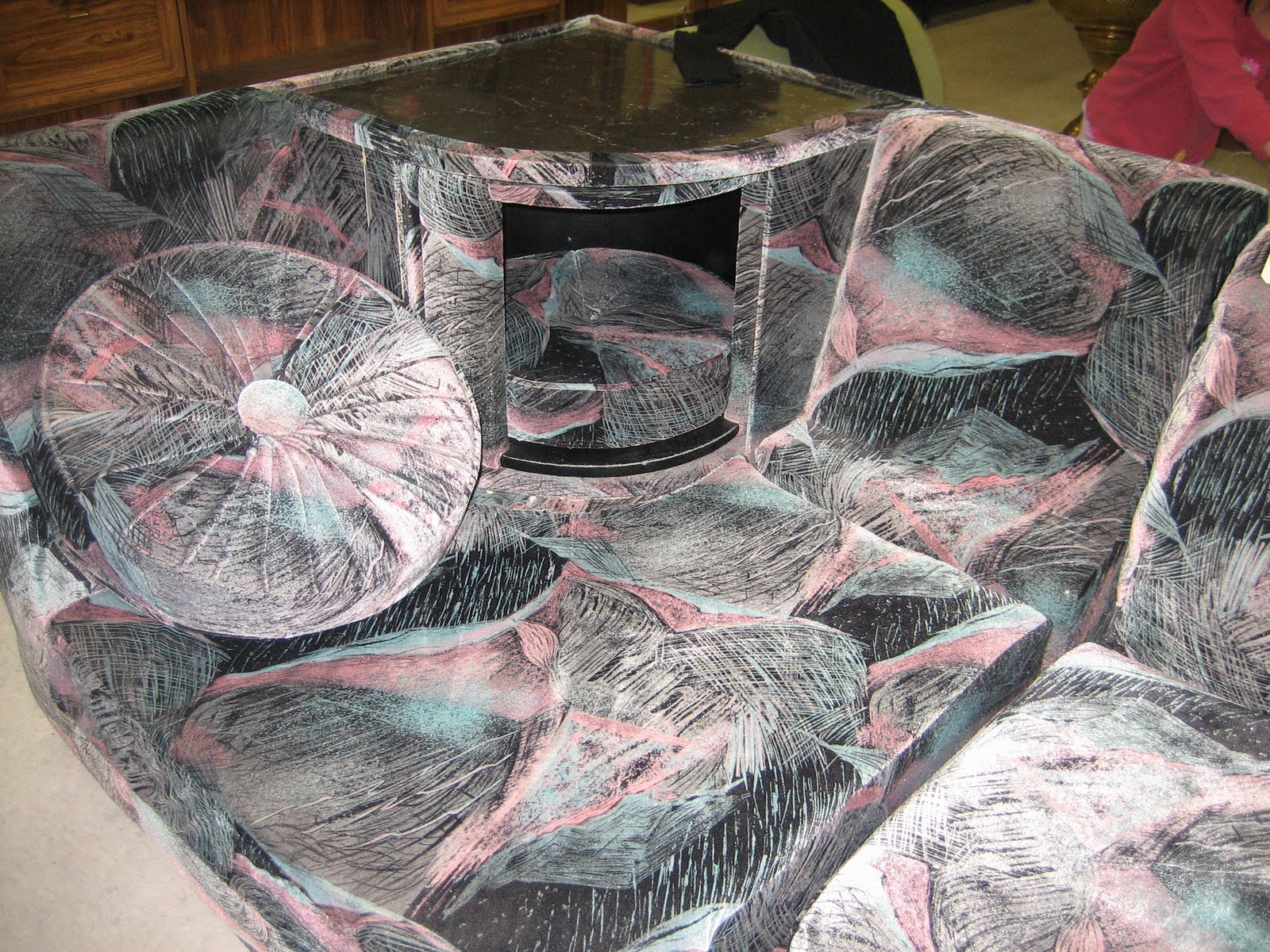 Vonlipi S Favorites The Ugliest Couch Ever