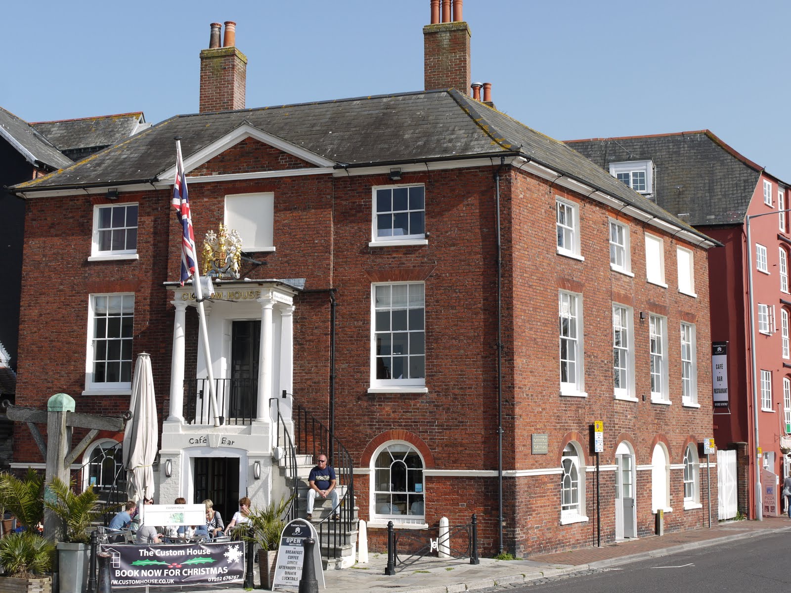 Walking in the country Poole Old Town