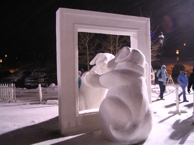 [snow-mirror.jpg]