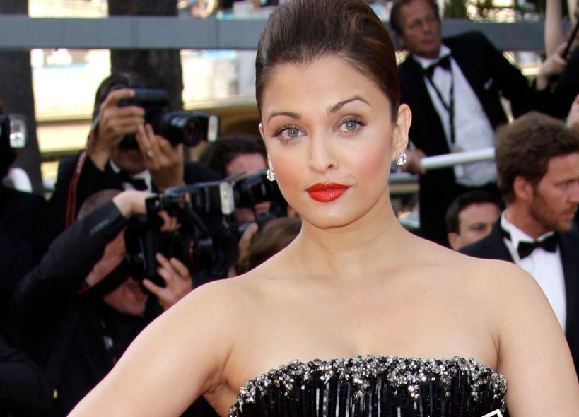 Hot Aishwarya Rai latest photos