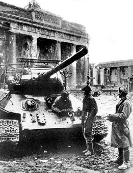 T-34Berlin_photo3.jpg