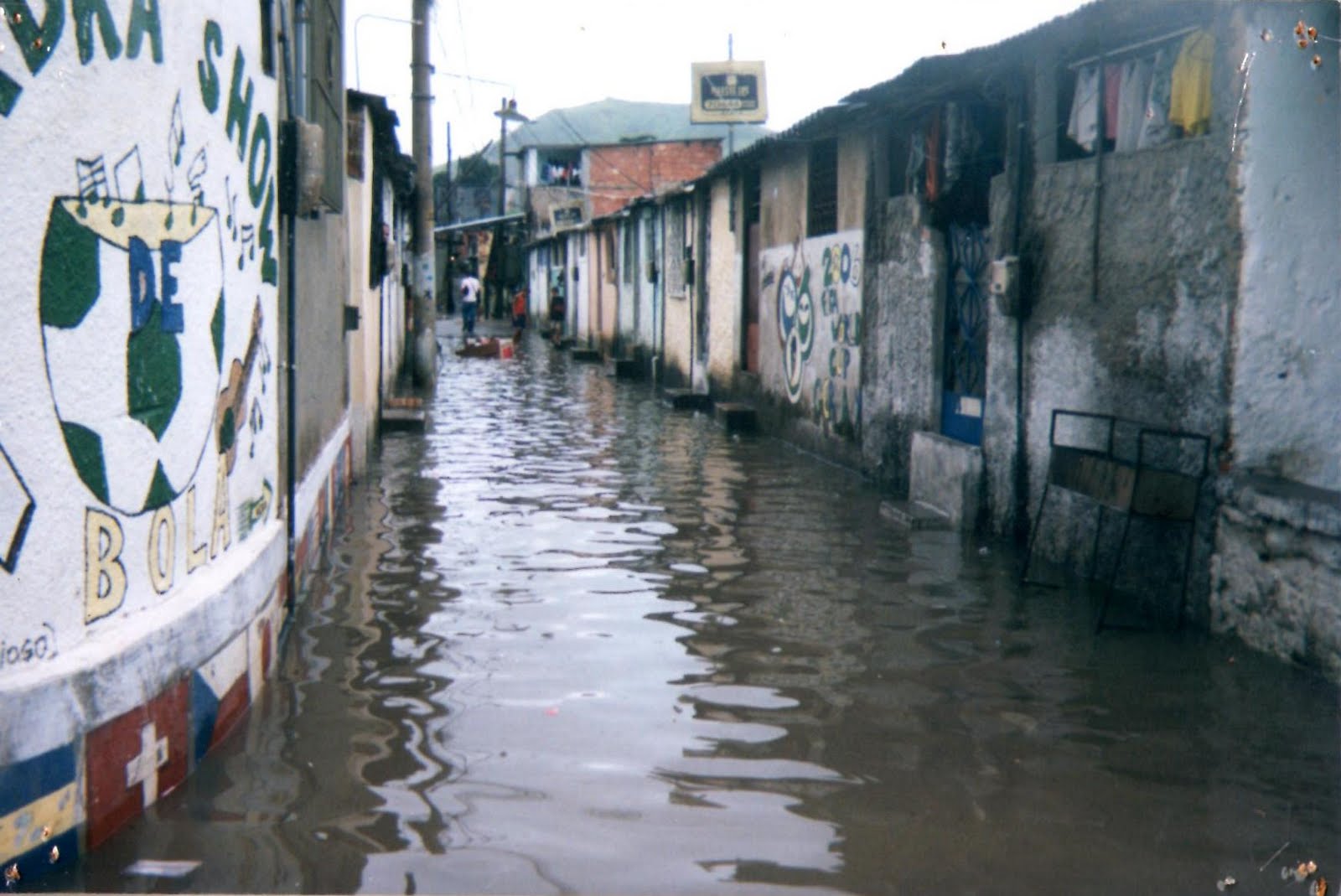 ASSOCIAÇÃO DE MORADORES DO CONJUNTO MIGUEL GUSTAVO SENADOR CAMARÁ