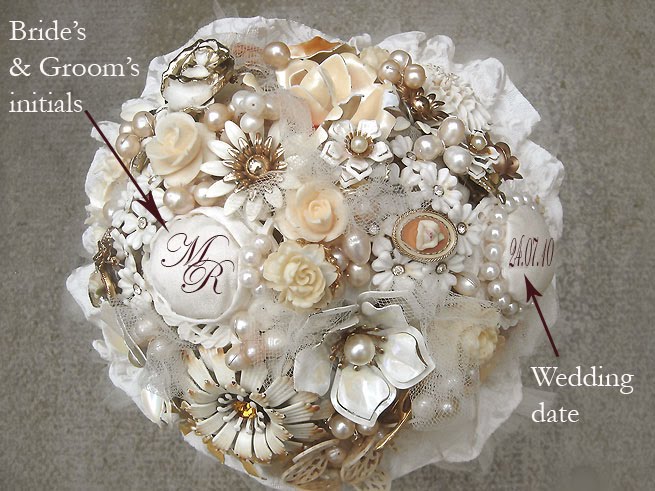 CREAMY EDEN personalised vintage brooch bouquet
