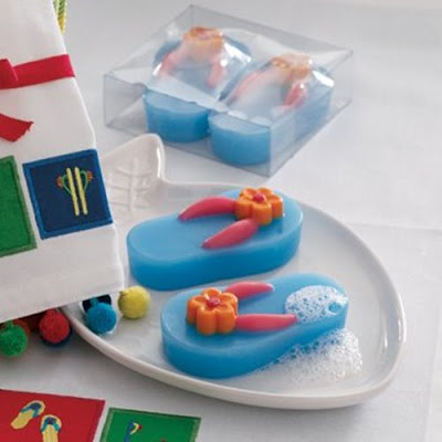 http://2.bp.blogspot.com/_58SjbER03C8/SSvgjDn0FyI/AAAAAAAAOQ4/9UzjUayFR54/s400/funny-soap-012.jpg
