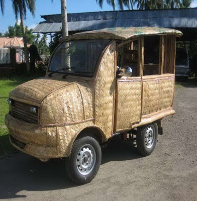Inilah Taksi Yg Terbuat Dari Anyaman Bambu [ www.BlogApaAja.com ]