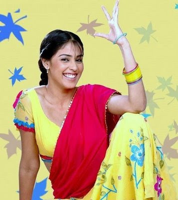 Genelia-Yellow-Half-Saree.jpg