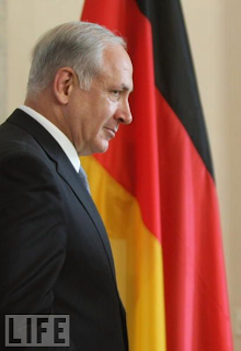 Το εβραϊκό 4ο Ράιχ θα νικηθεί στην Ελλάδα Benjamin+Netanyahu+-+Israeli+Prime+Minister+Netanyahu+Visits+Germany