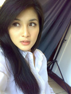 Name : Monica Nicholle Sandra Dewi Gunawan Basri