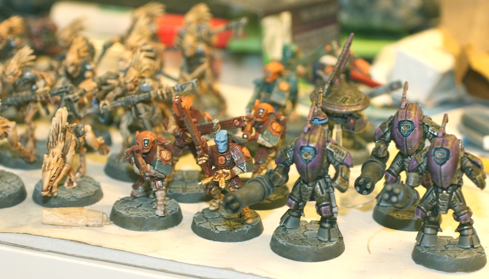 40k Hobby Blog Tau Stealth Suits Painted With Washes