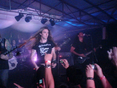Here are some pics of the Almah's show in Brasilia Brazil on 12 19 08 