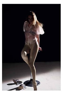 Devon aoki upskirt