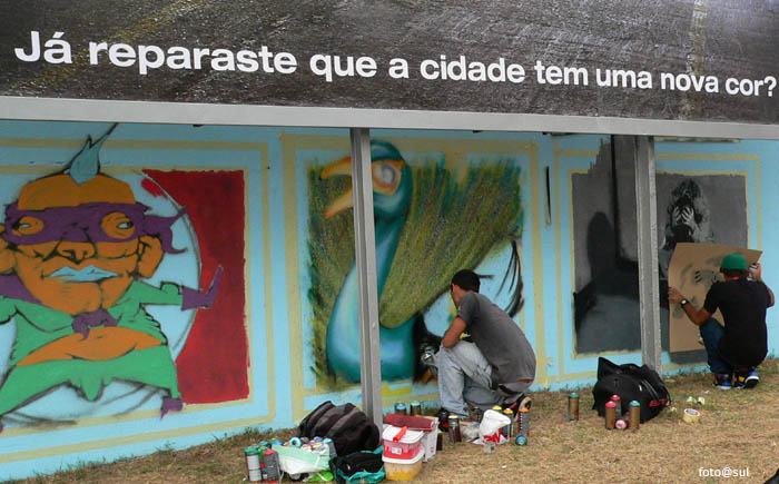 [Seixal+graffiti+1.jpg]